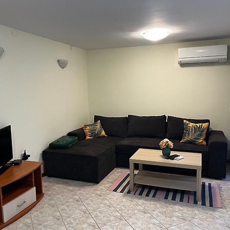 Green Central Apartment Warna Exterior foto