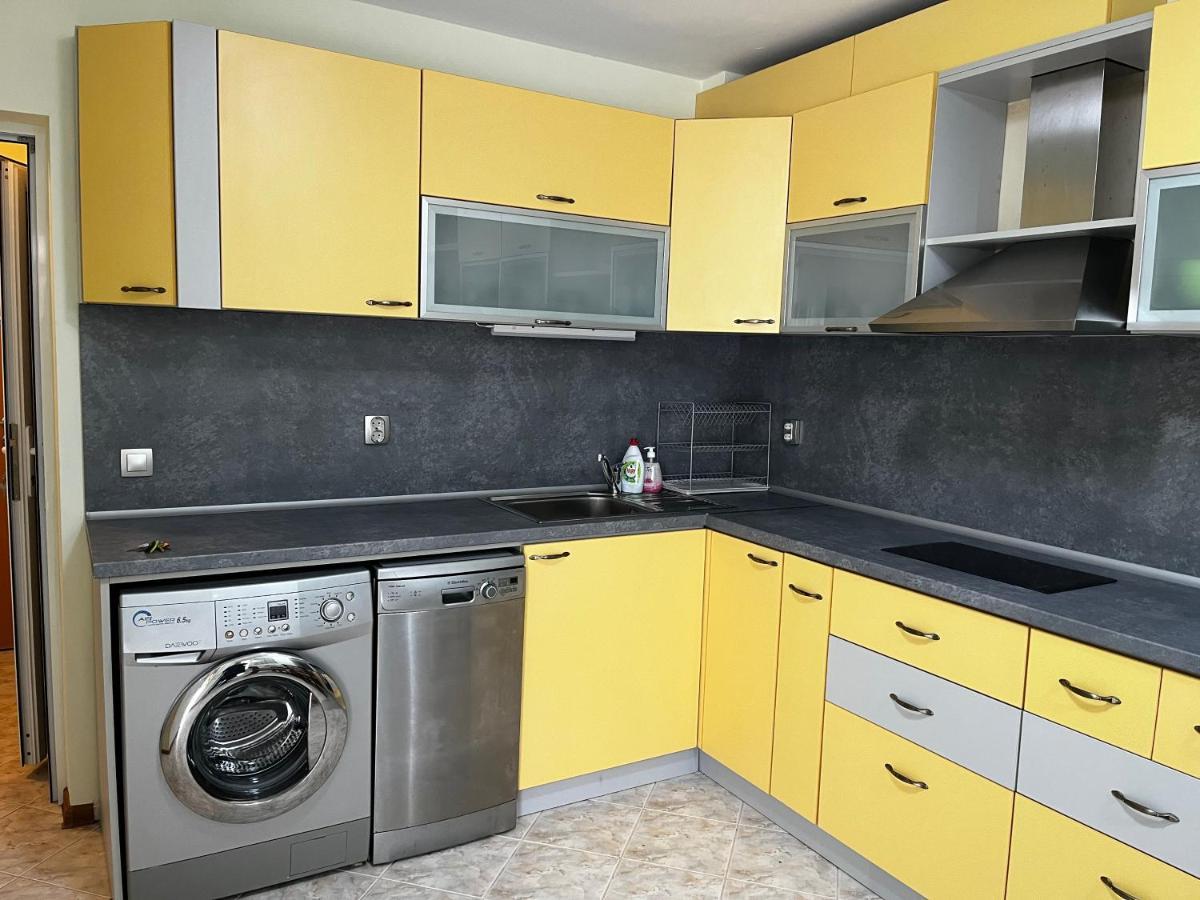 Green Central Apartment Warna Exterior foto